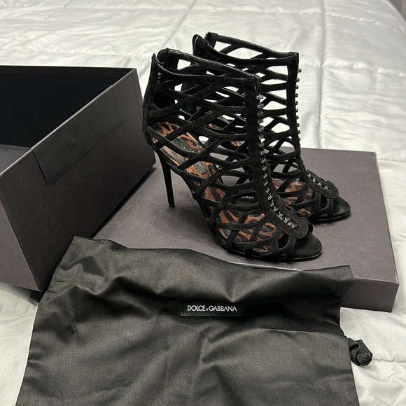 Dolce Gabana sued black pumps size 36